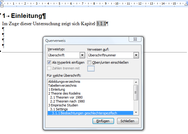 ein Querverweis ist Word sichtbar anhand dem grau hinterlegten Feld